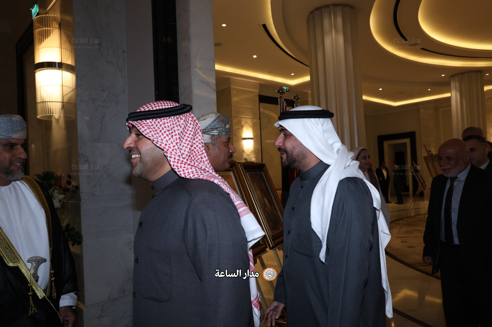 Madar Al-Saa Images 0.8262887859591286