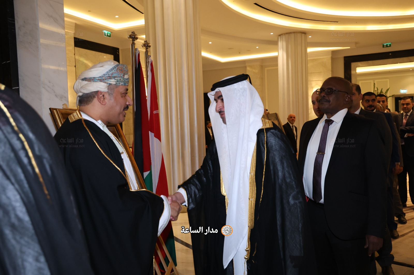 Madar Al-Saa Images 0.07597184672174628