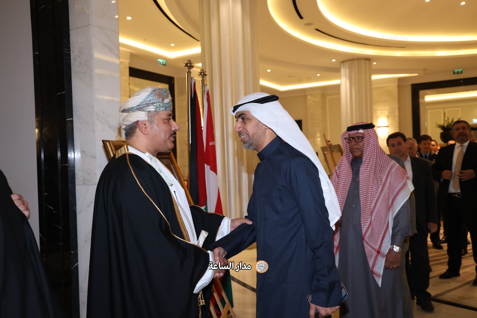 Madar Al-Saa Images 0.48159856853195326