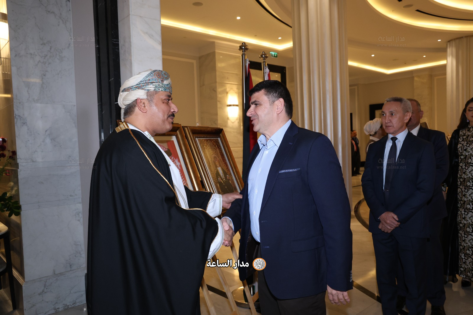 Madar Al-Saa Images 0.21438525480991832