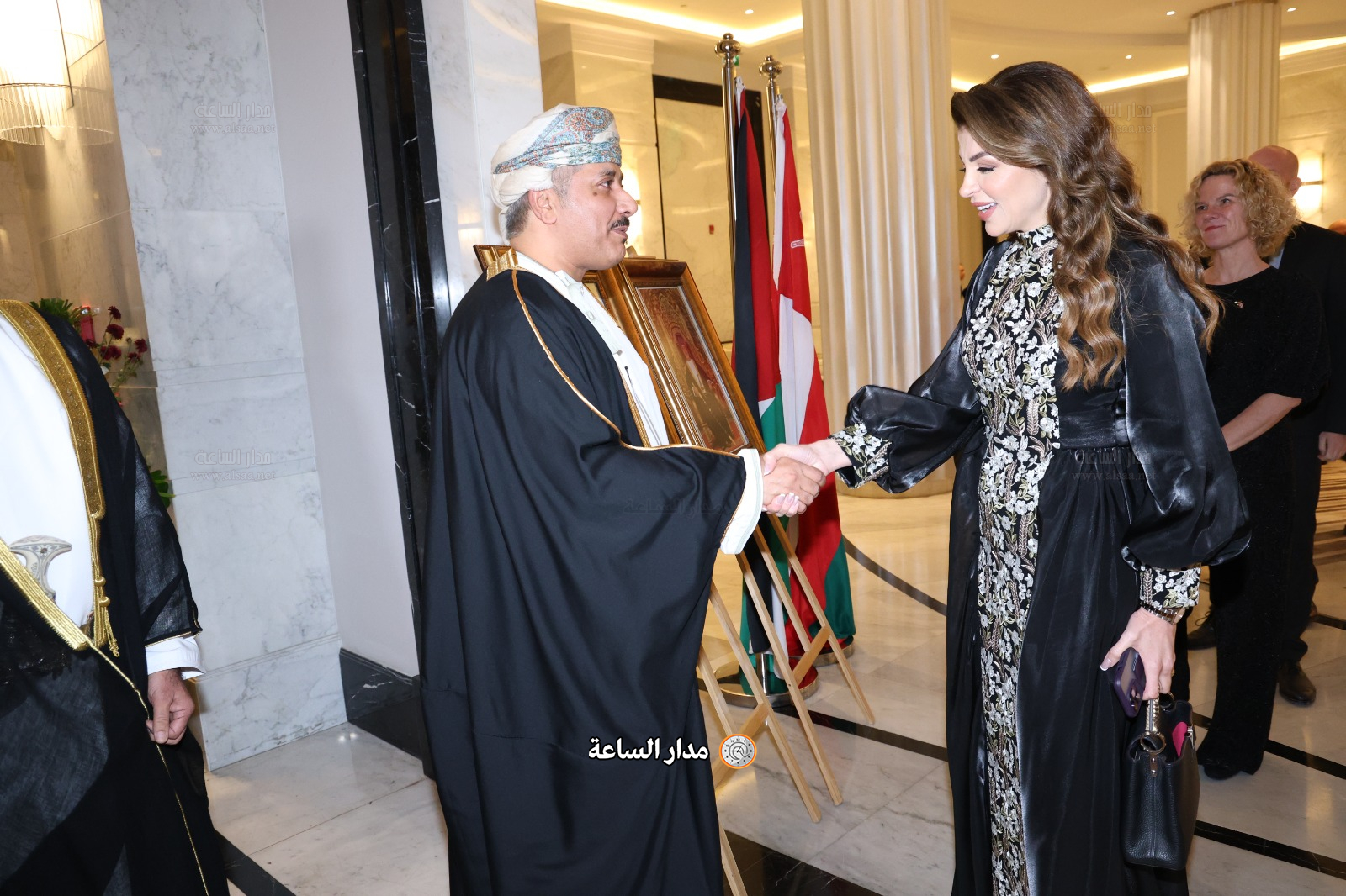 Madar Al-Saa Images 0.4922406999308395