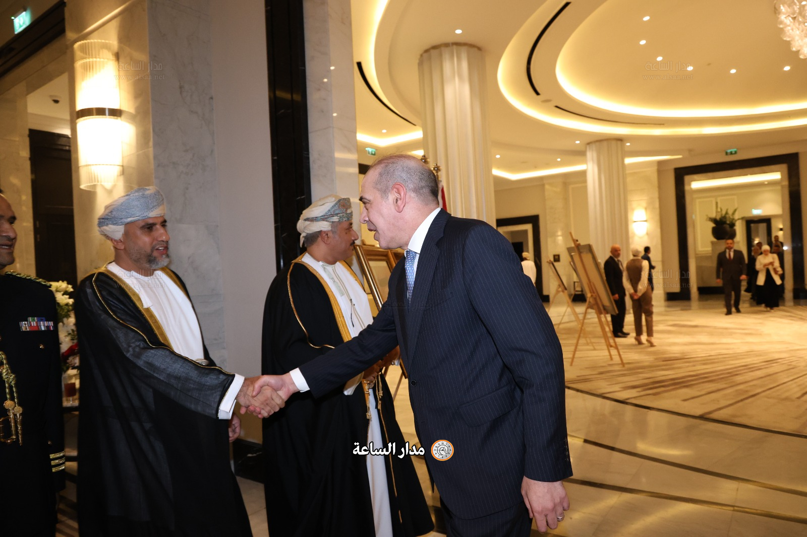 Madar Al-Saa Images 0.533568031132067