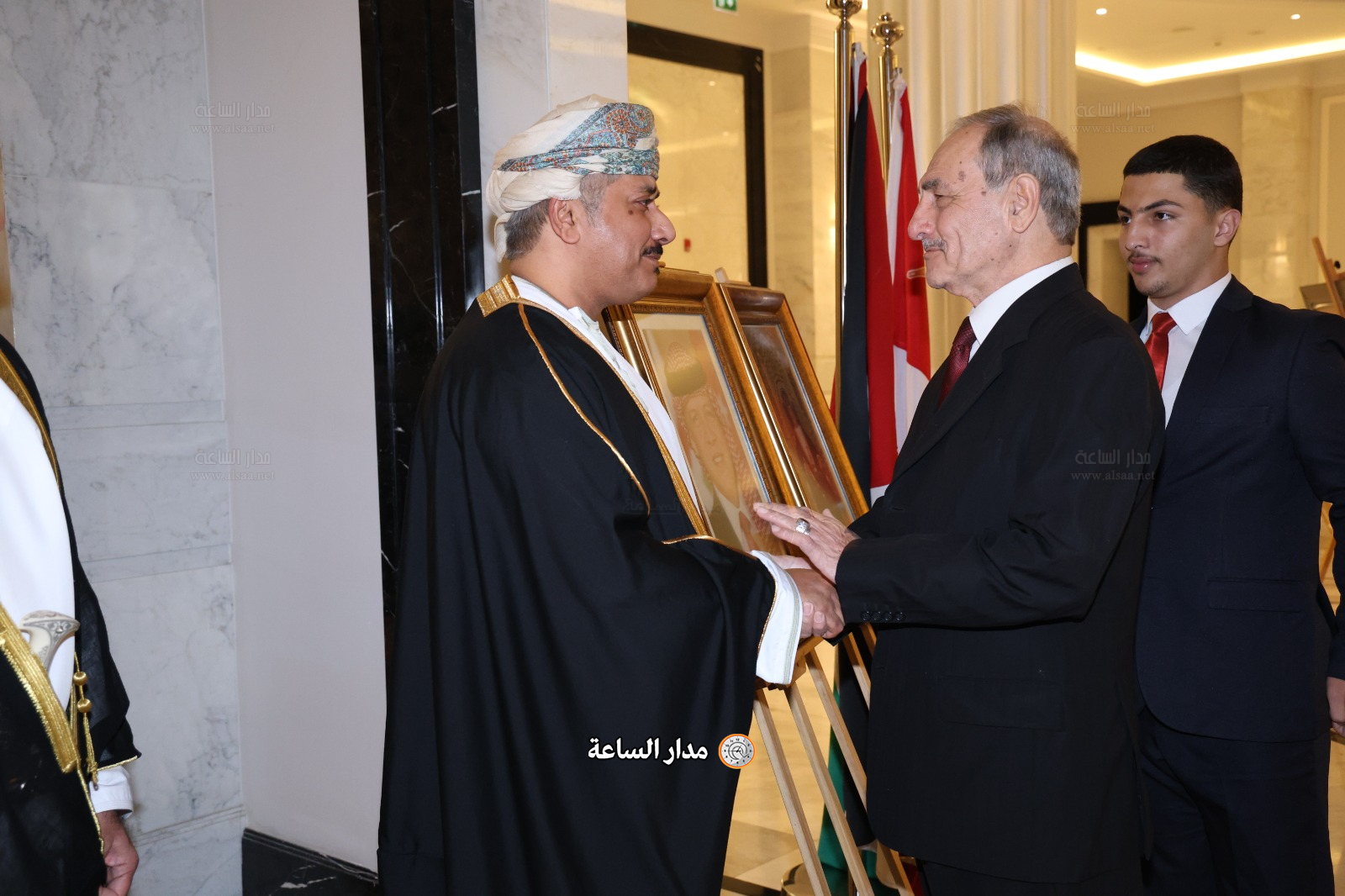 Madar Al-Saa Images 0.49780208196780684