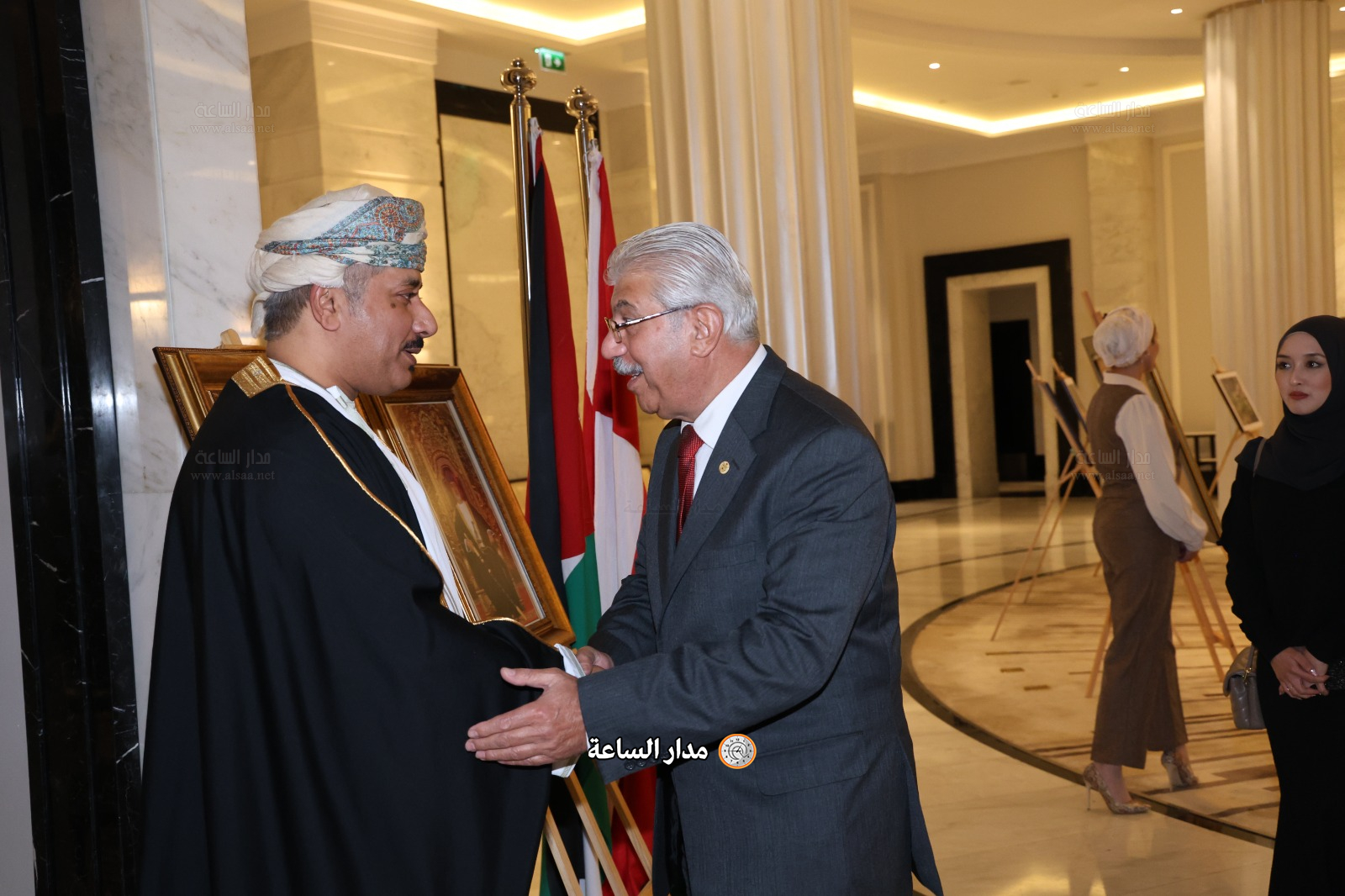 Madar Al-Saa Images 0.298900728900263