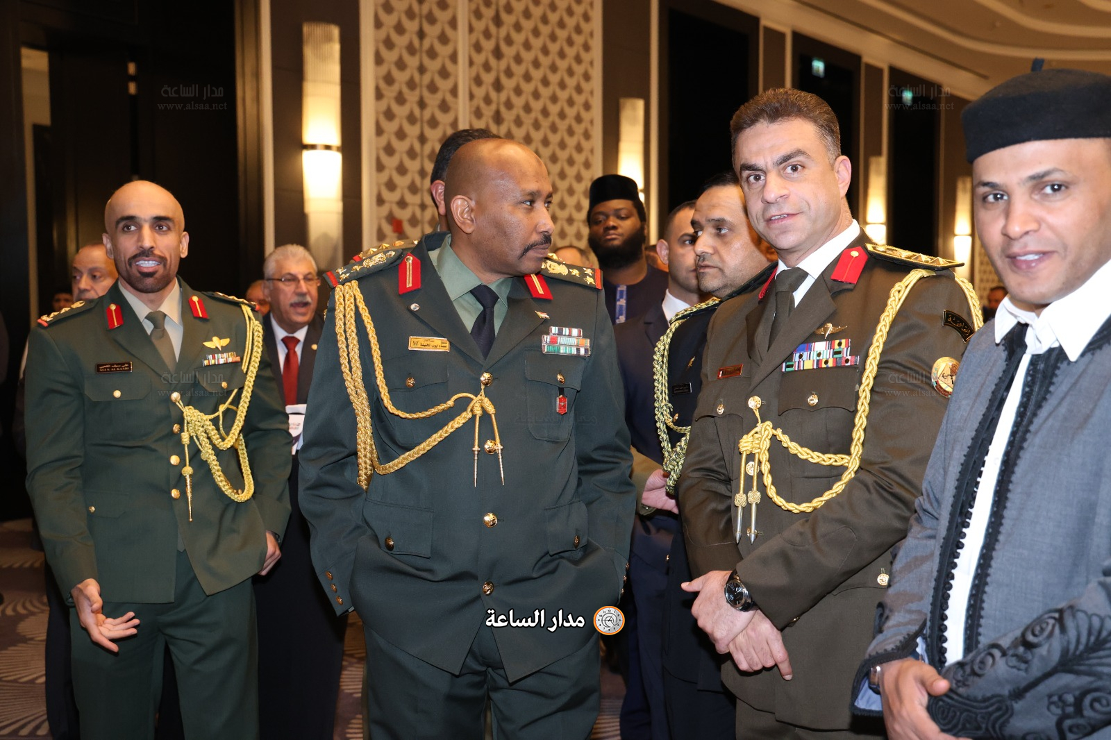 Madar Al-Saa Images 0.6708508620080027