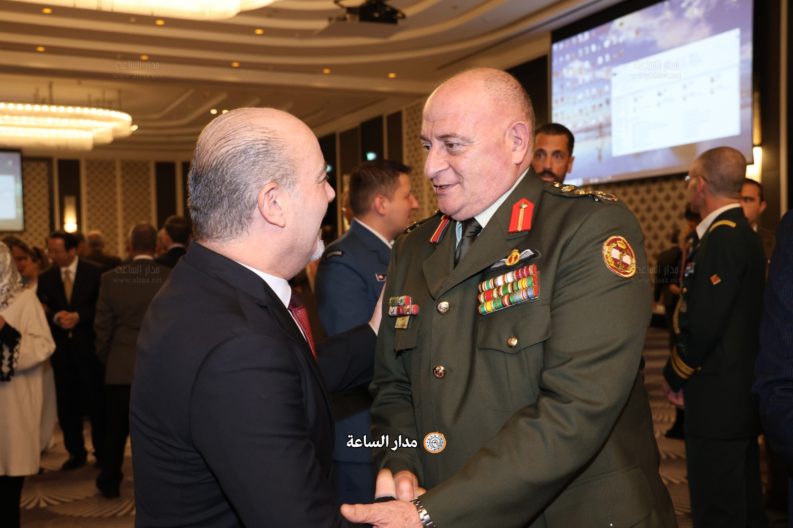 Madar Al-Saa Images 0.8352976859386179