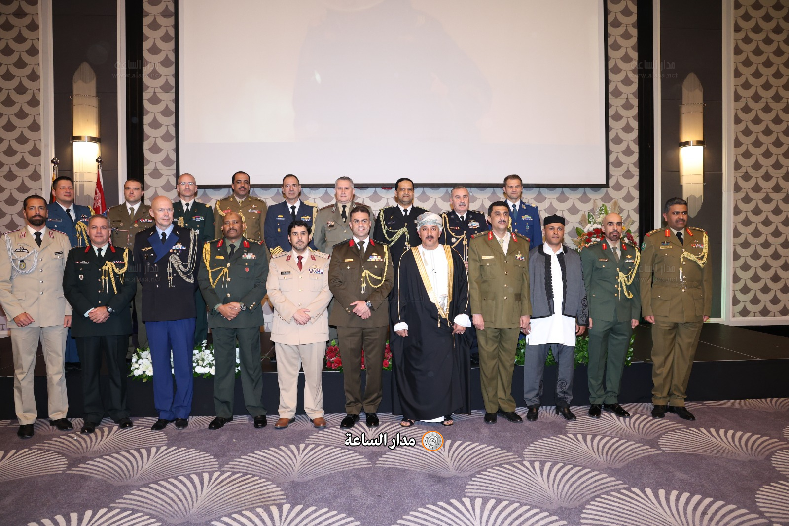 Madar Al-Saa Images 0.37681176724283727