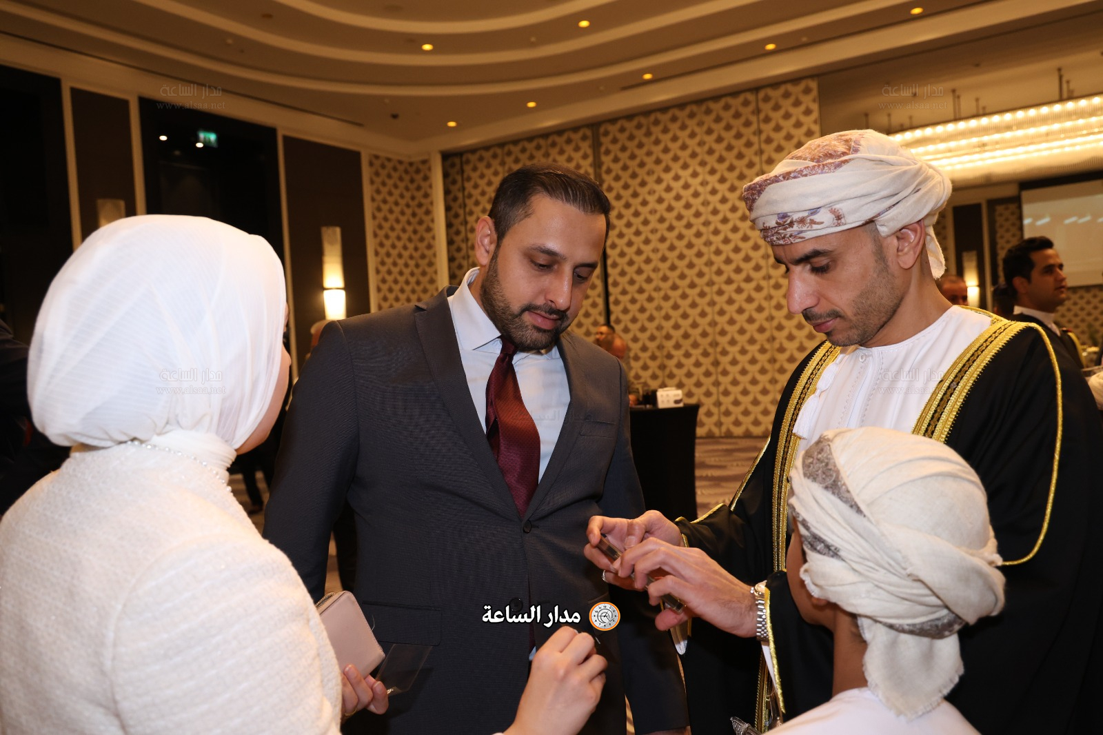 Madar Al-Saa Images 0.8167983176635278