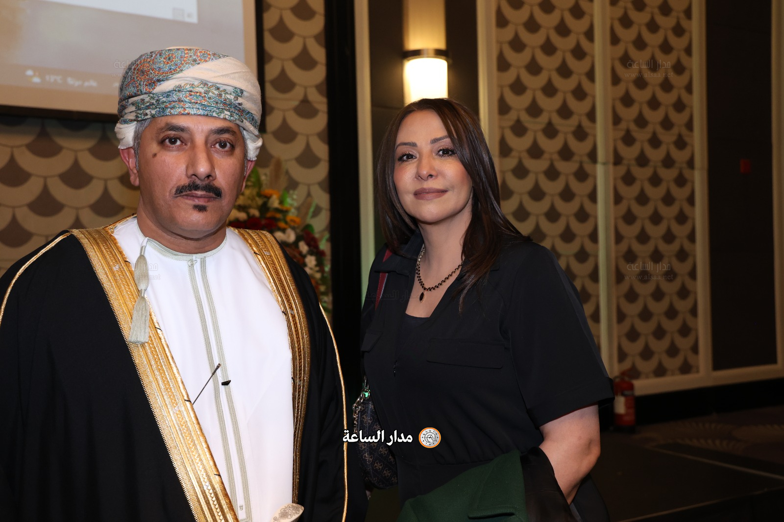 Madar Al-Saa Images 0.39378399705739486