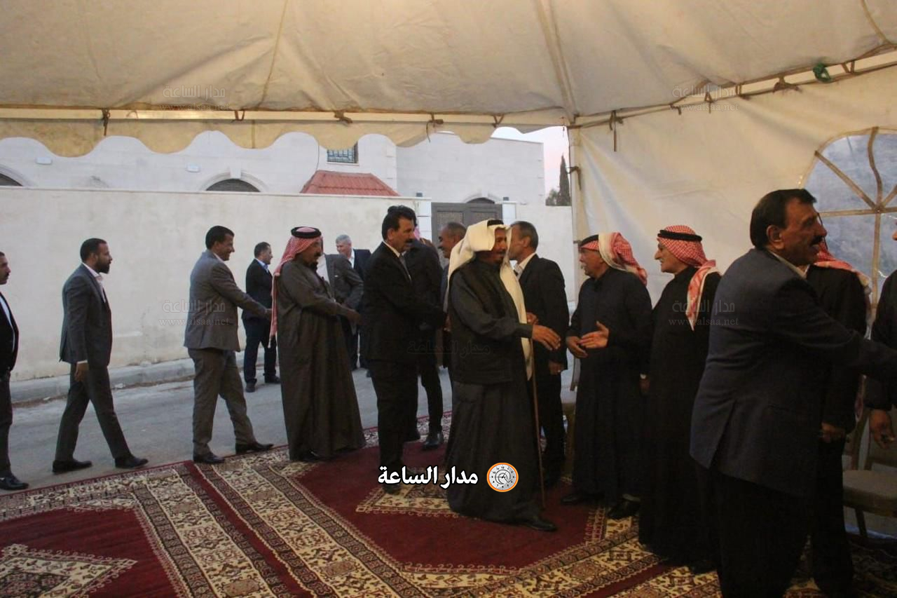 Madar Al-Saa Images 0.7866739920999586