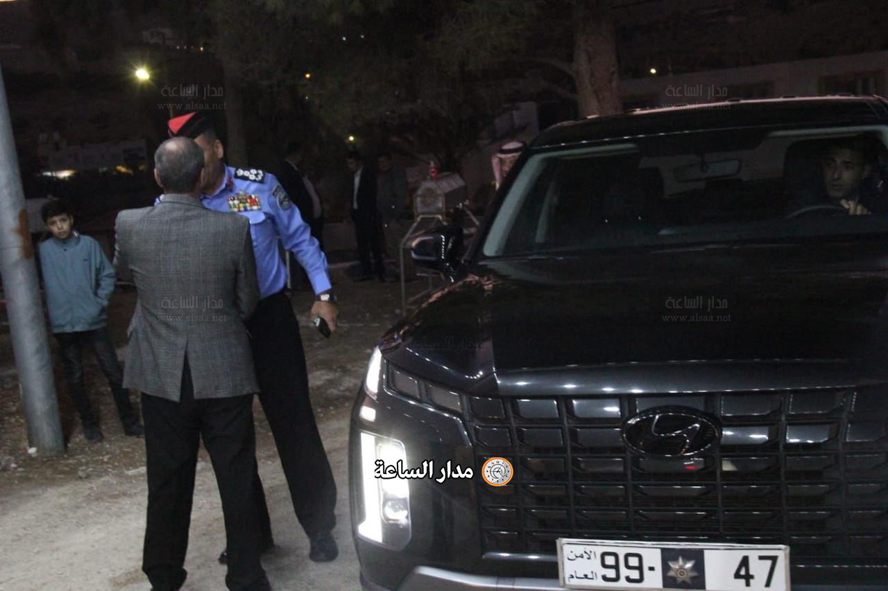 Madar Al-Saa Images 0.47560560343906144