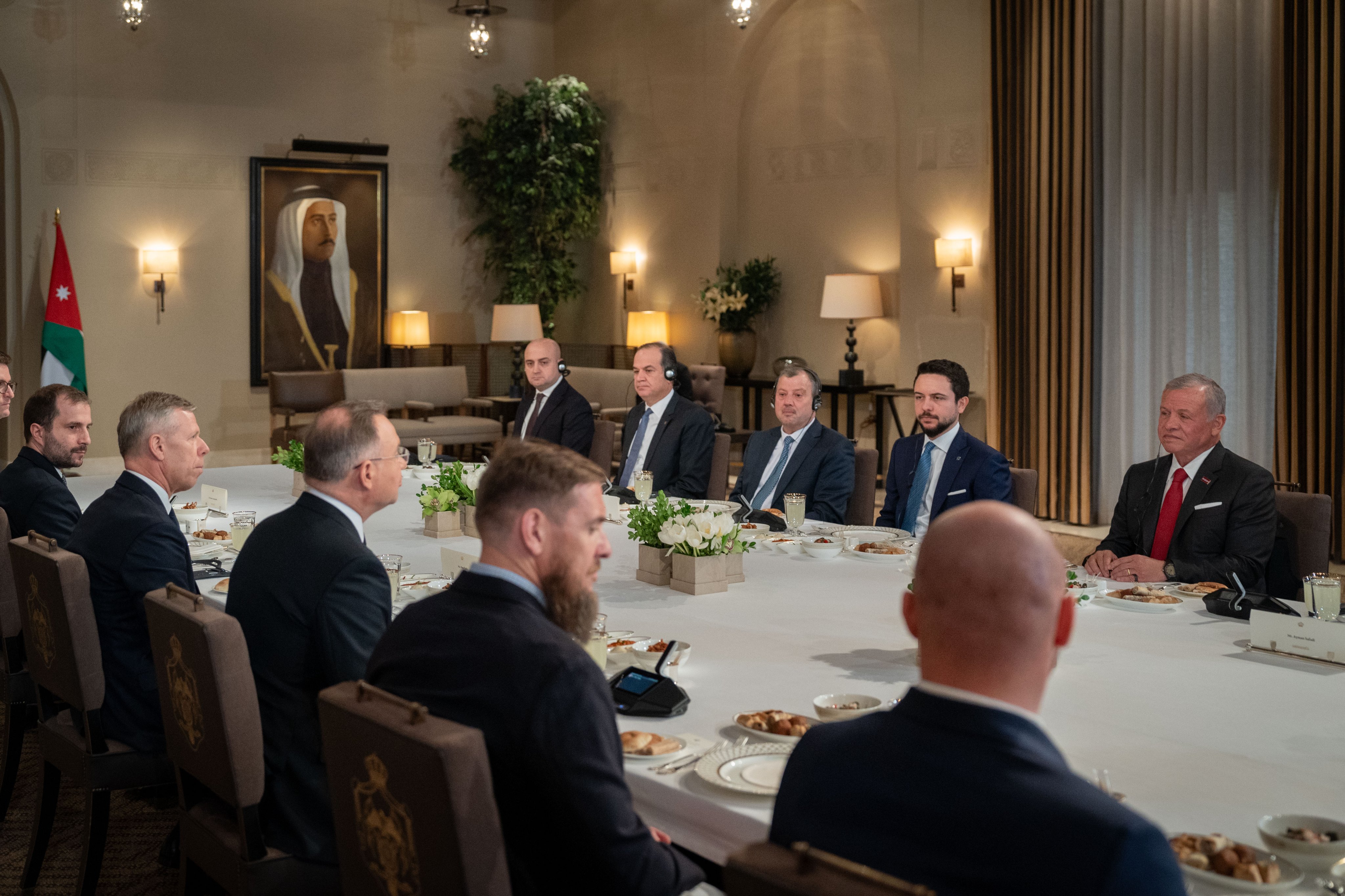 Madar Al-Saa Images 0.7238506407318552