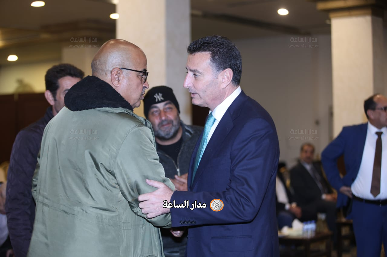 Madar Al-Saa Images 0.46190595653434463