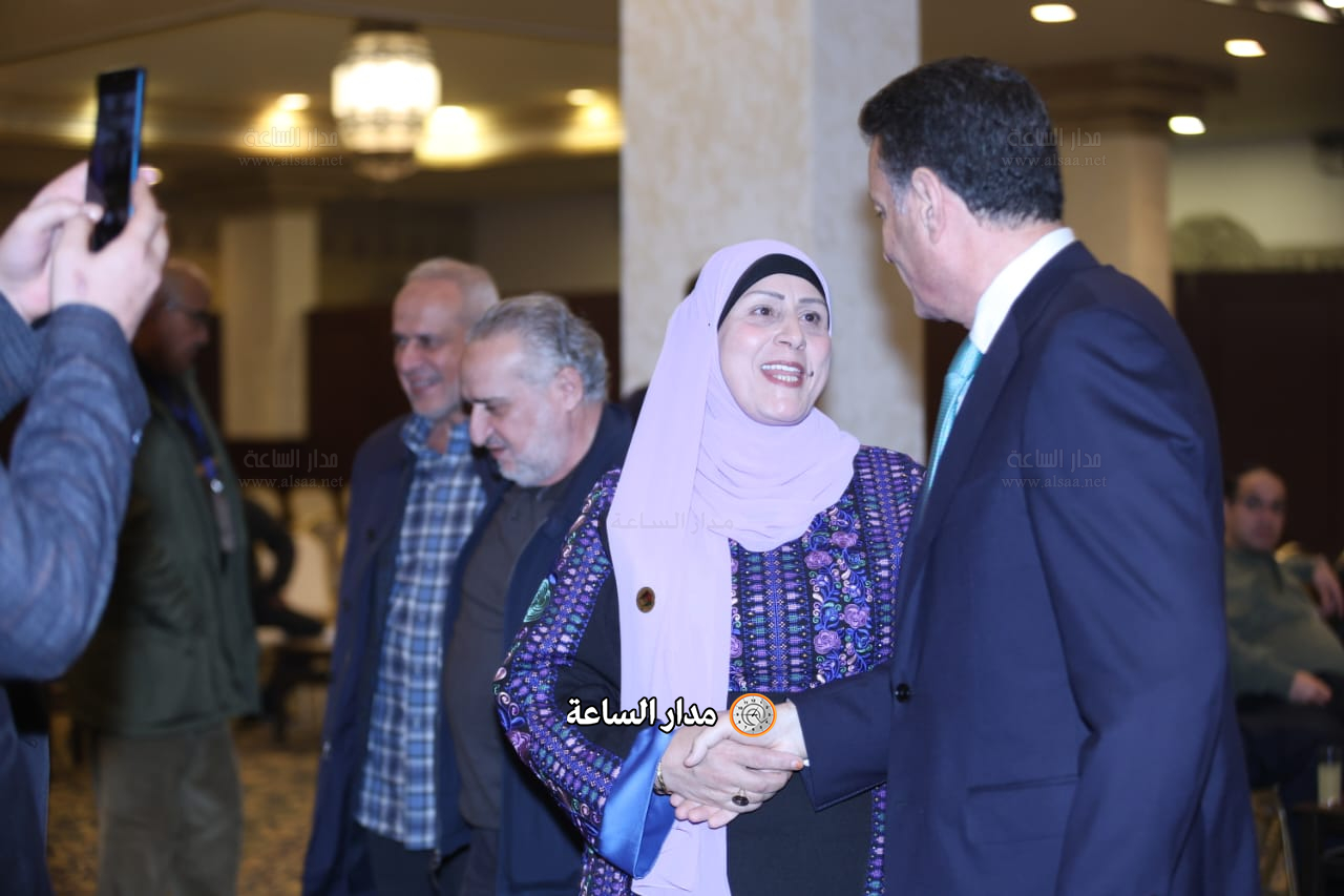 Madar Al-Saa Images 0.23075521668244847