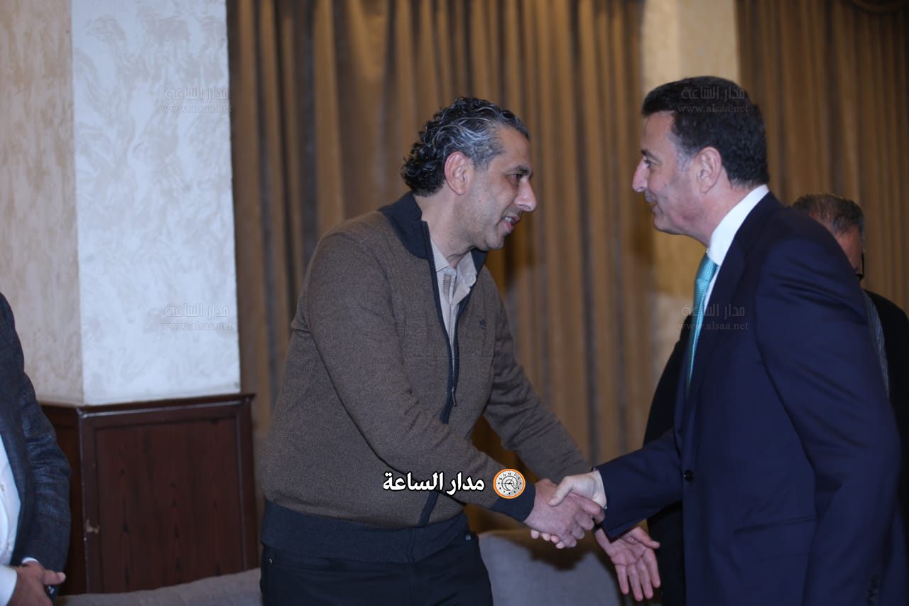 Madar Al-Saa Images 0.5168558381322521