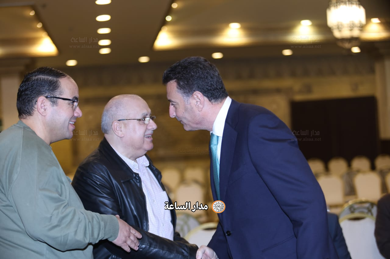 Madar Al-Saa Images 0.4679110389742782