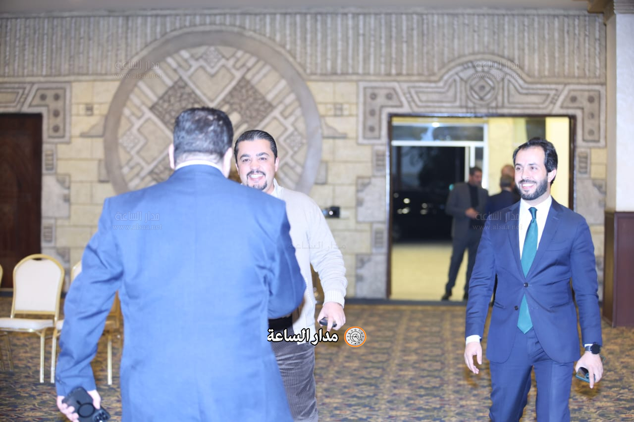 Madar Al-Saa Images 0.5184728438863544