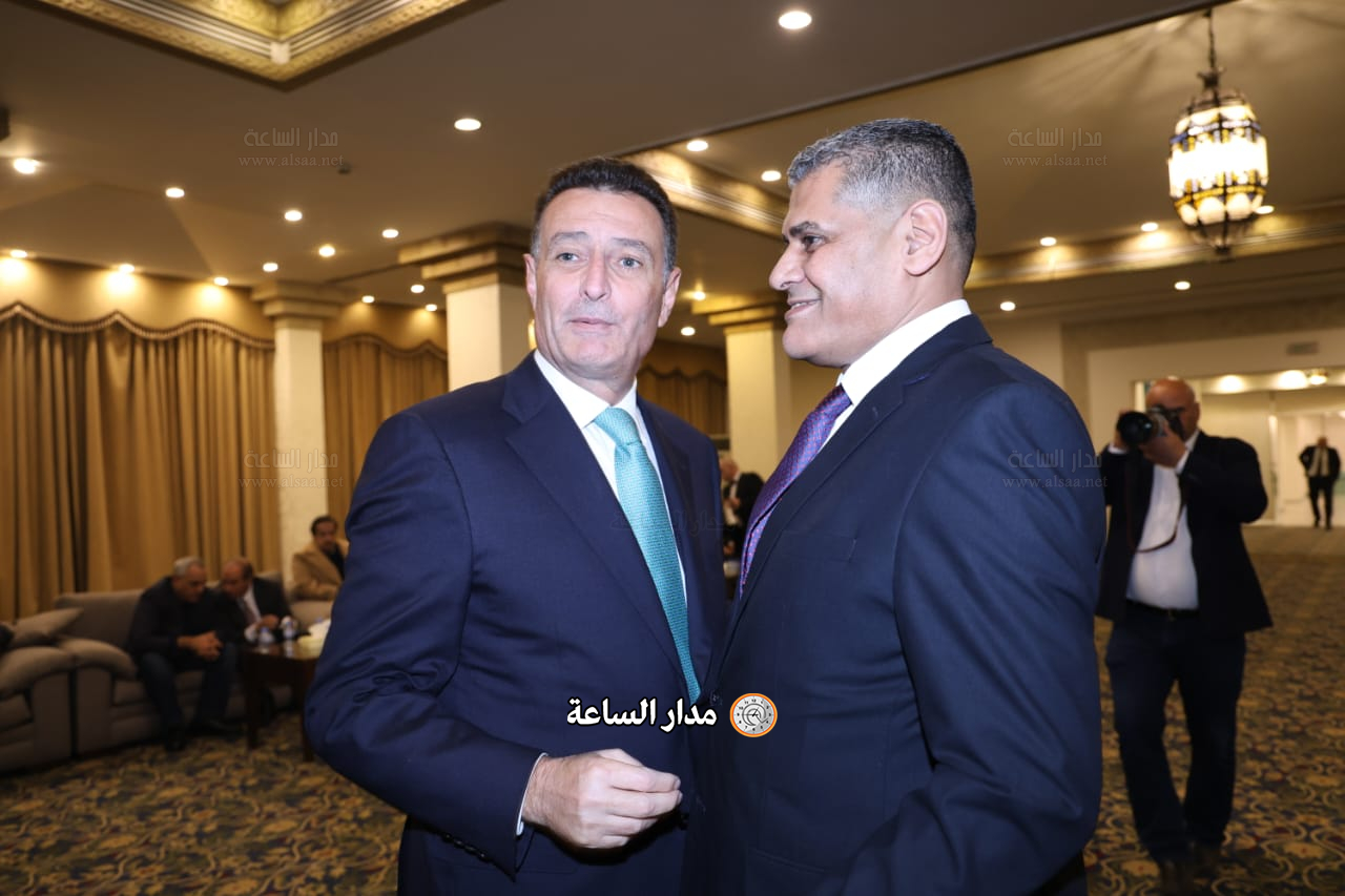 Madar Al-Saa Images 0.8635001393148269