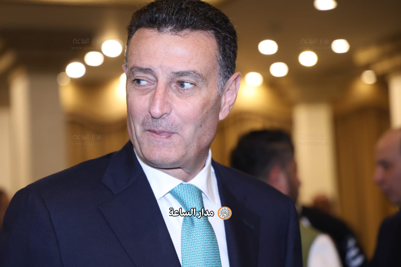 Madar Al-Saa Images 0.9065439605510663