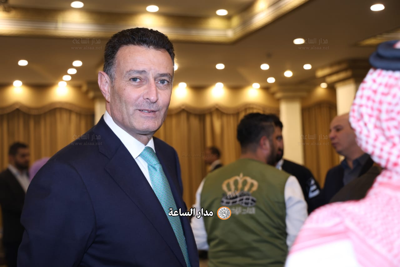 Madar Al-Saa Images 0.17608776999144538