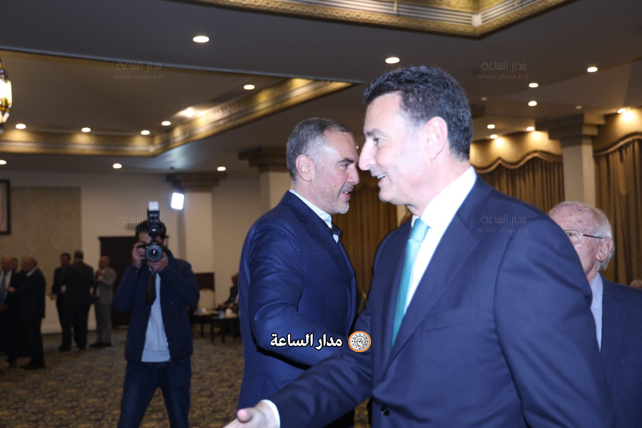 Madar Al-Saa Images 0.2440043124909761