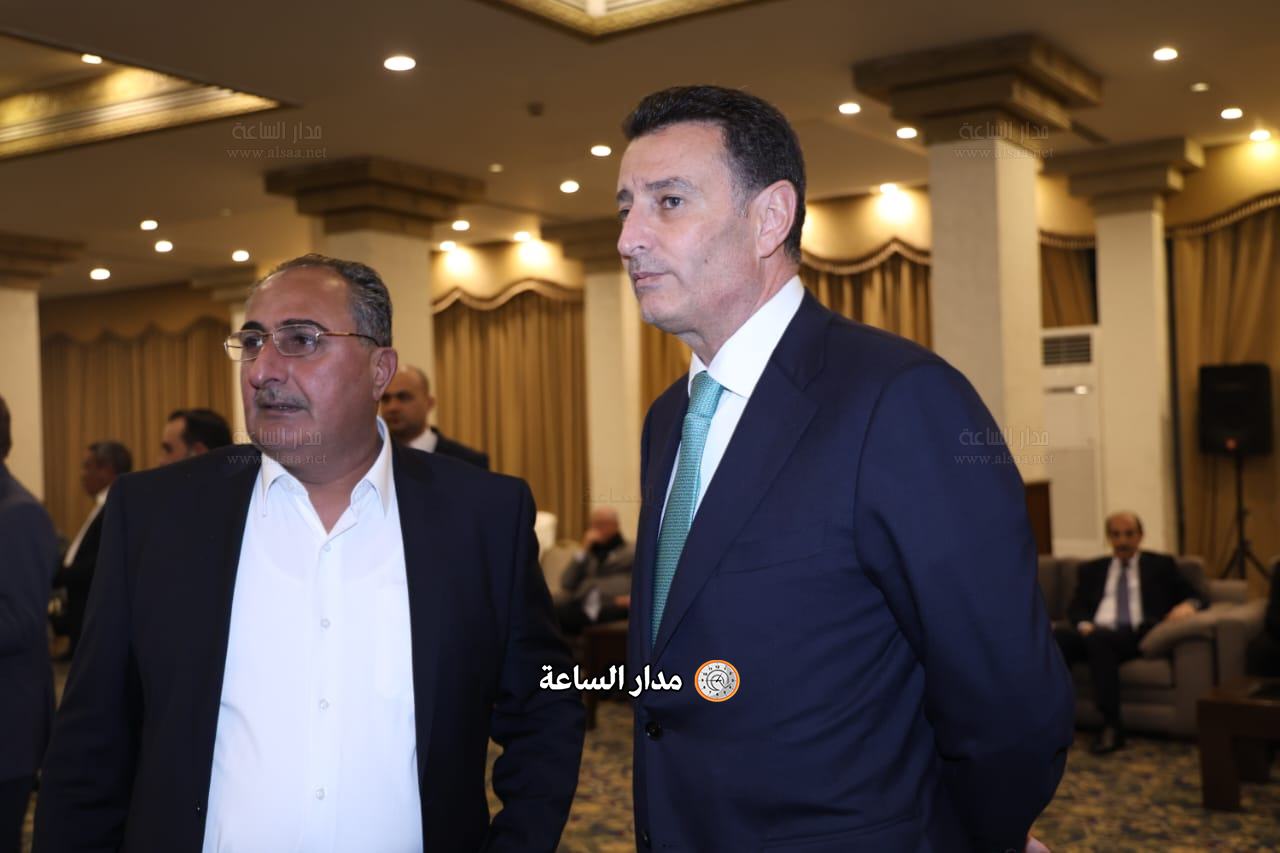 Madar Al-Saa Images 0.7975173411250507