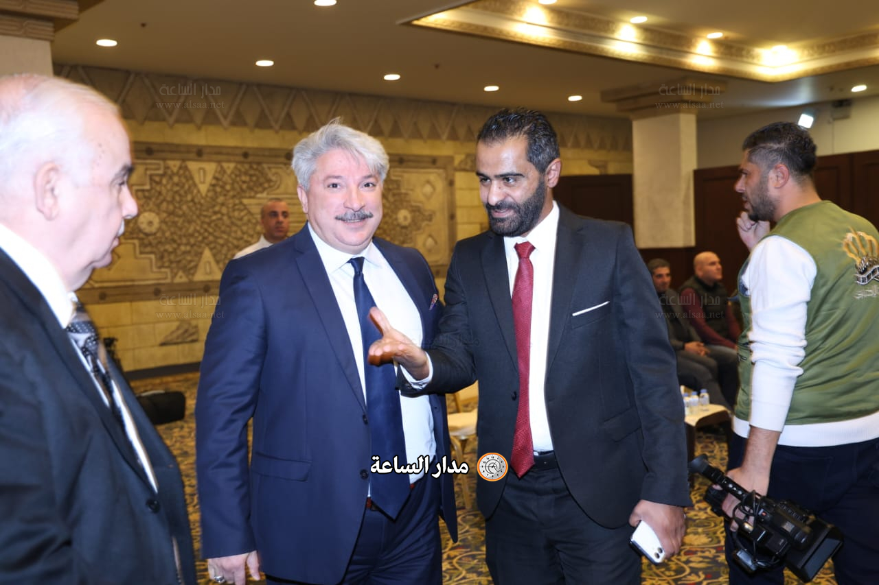 Madar Al-Saa Images 0.4721677525038992