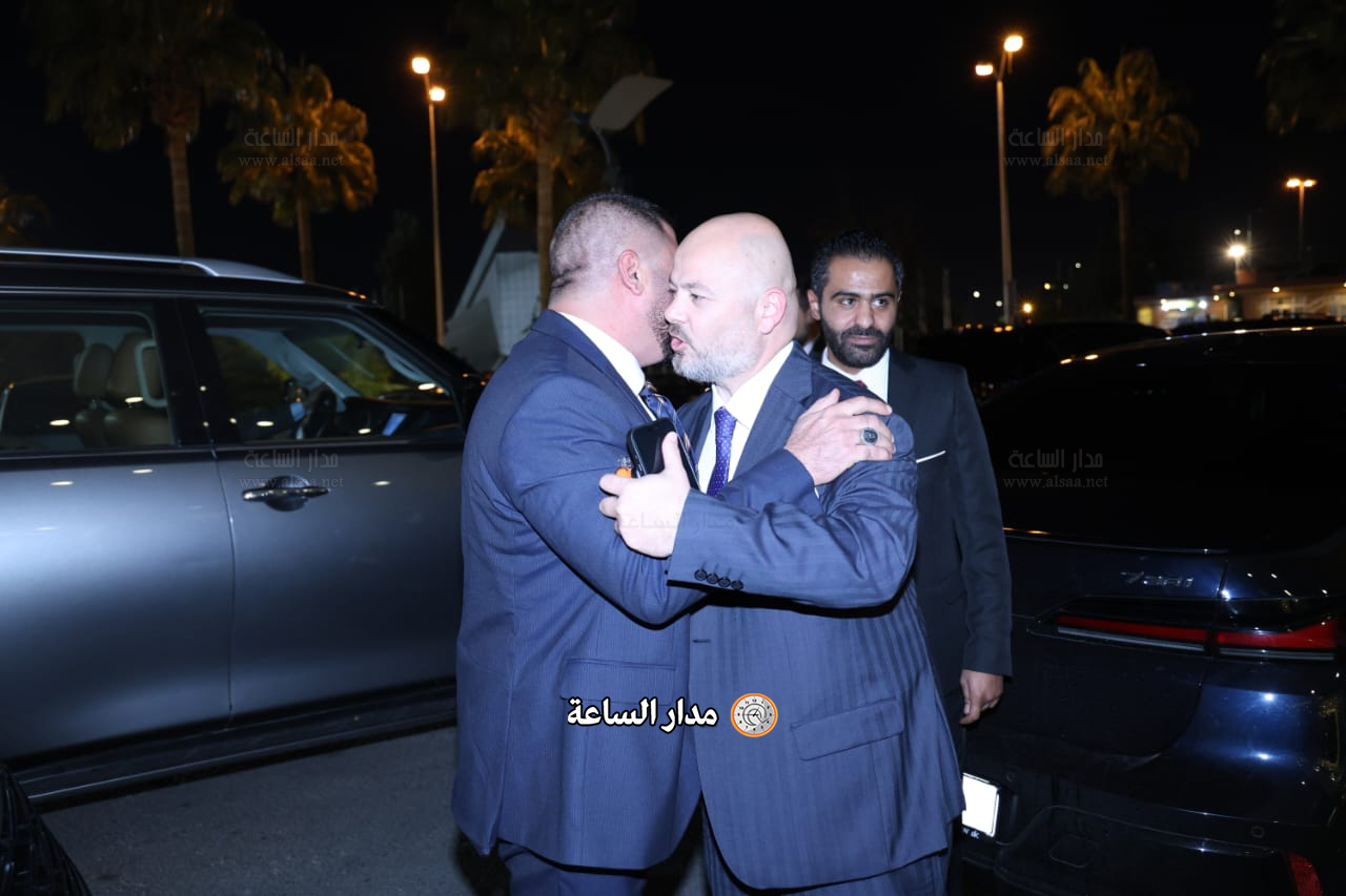 Madar Al-Saa Images 0.07956996010360418