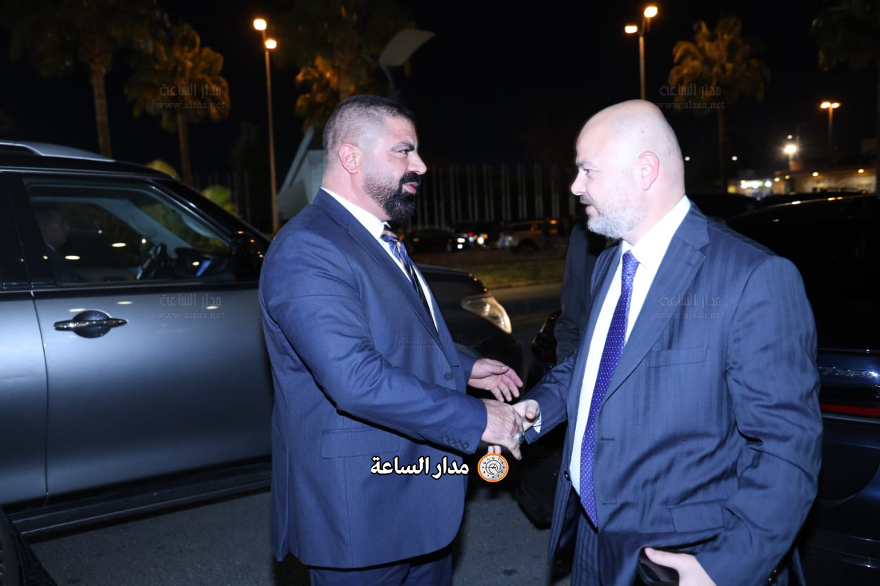 Madar Al-Saa Images 0.725813860599253