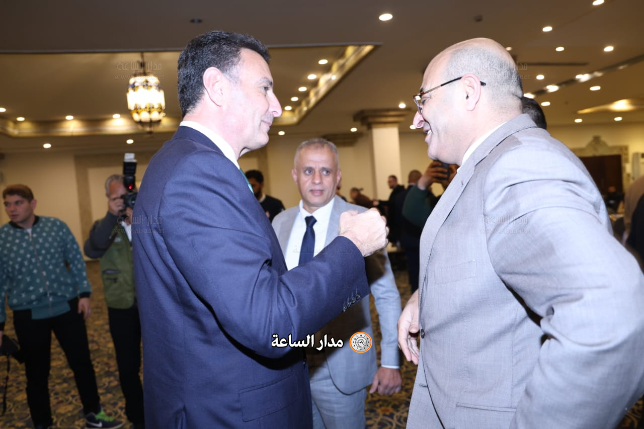 Madar Al-Saa Images 0.047668326477070755