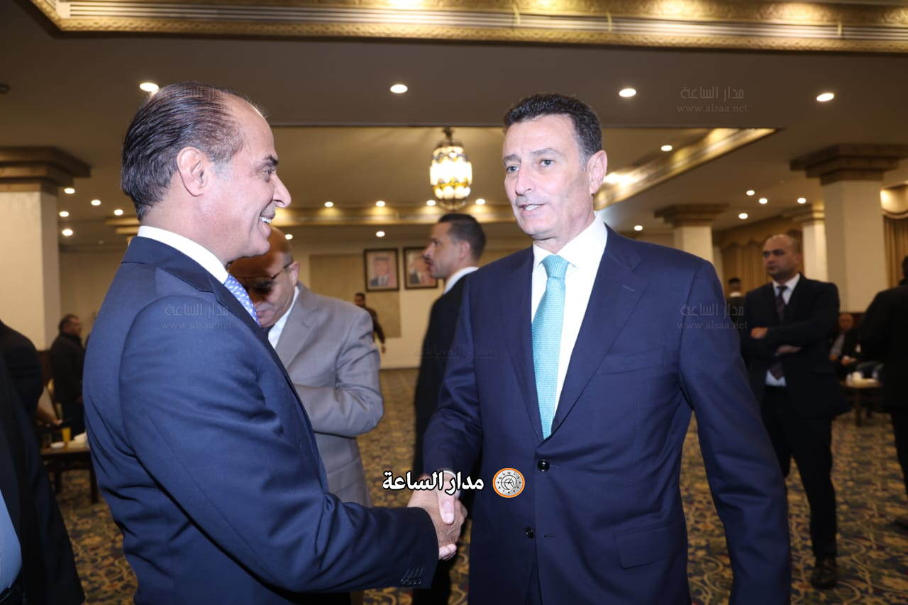 Madar Al-Saa Images 0.20038661800167623