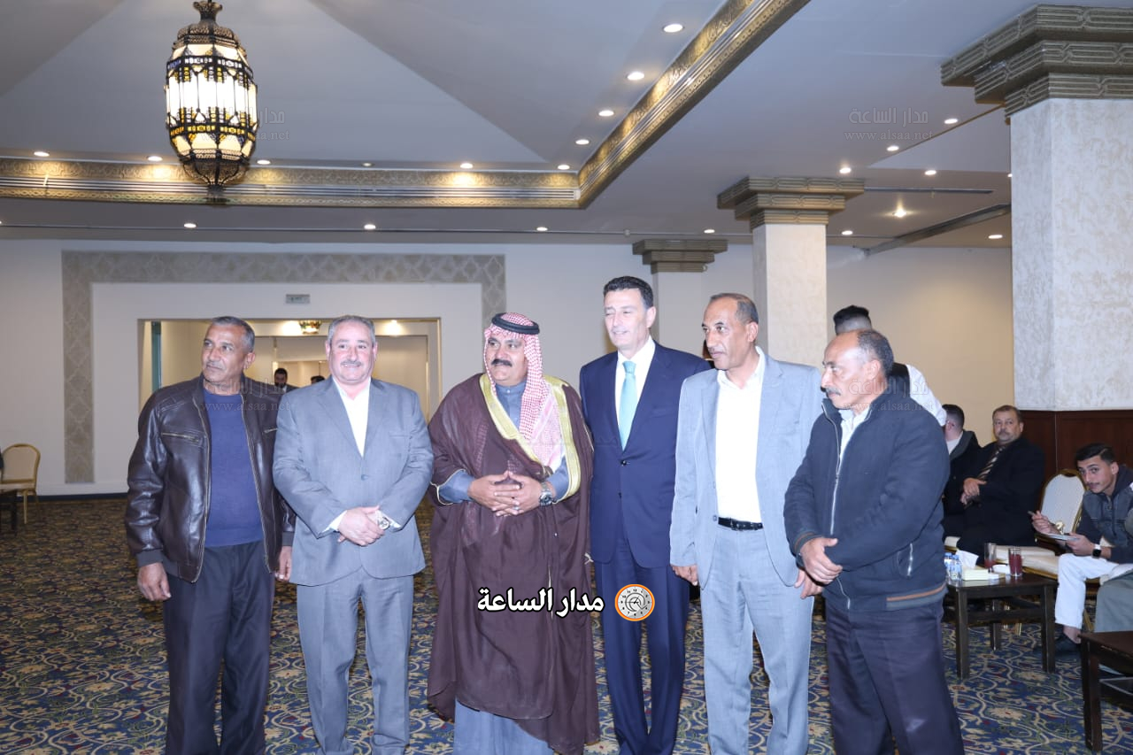 Madar Al-Saa Images 0.20303692088134473