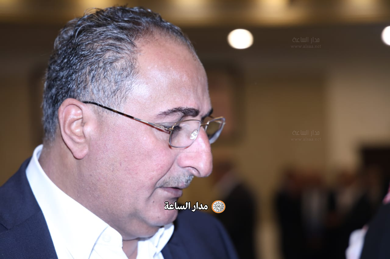 Madar Al-Saa Images 0.96576790555824