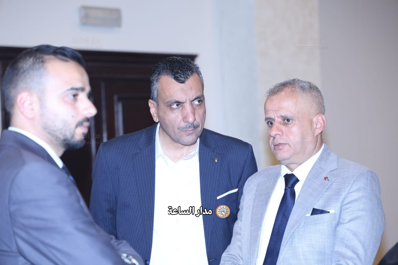 Madar Al-Saa Images 0.8756935238566186