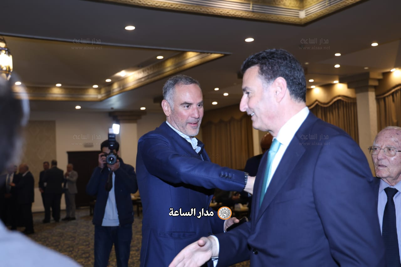 Madar Al-Saa Images 0.4856290855897911