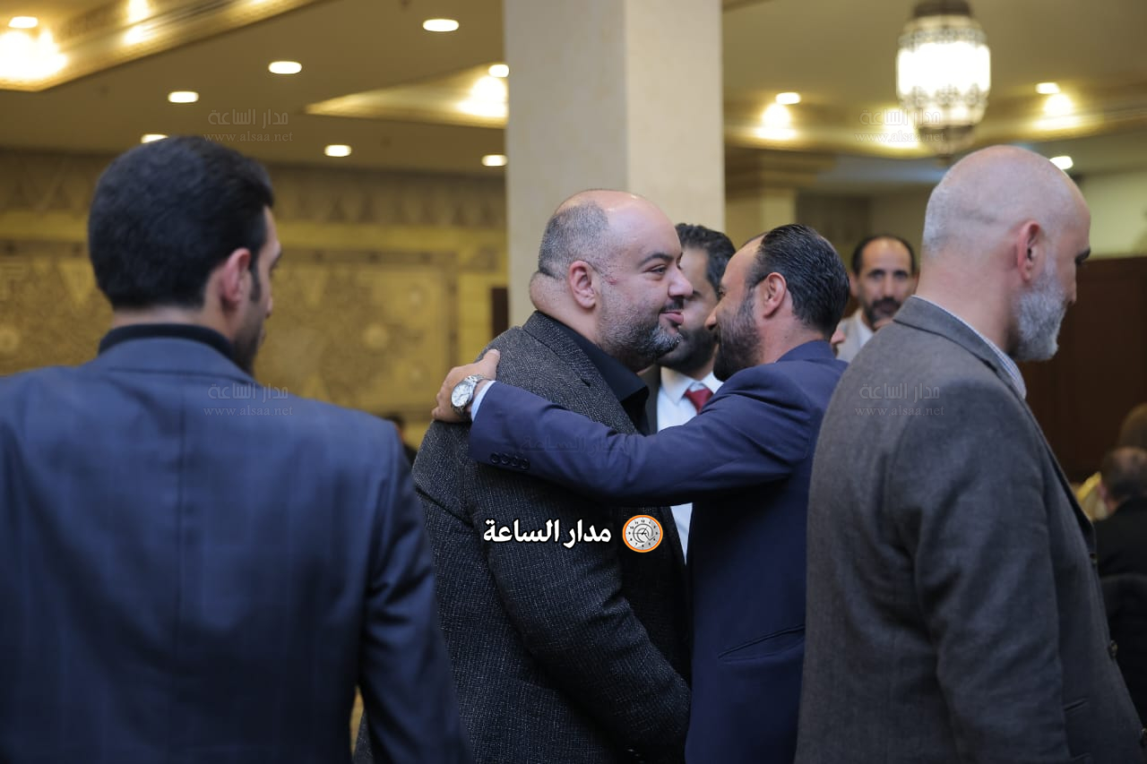 Madar Al-Saa Images 0.8791414818232333