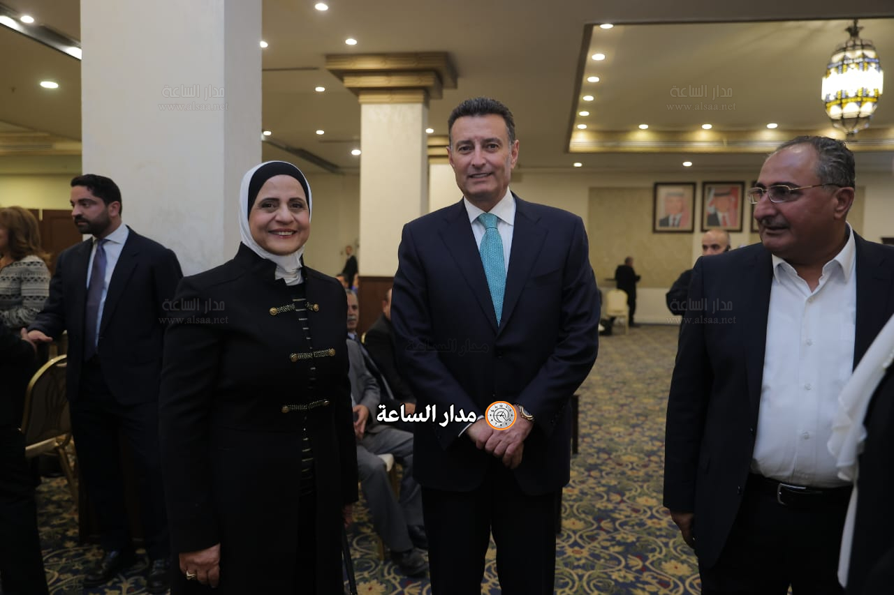 Madar Al-Saa Images 0.8261914401565174