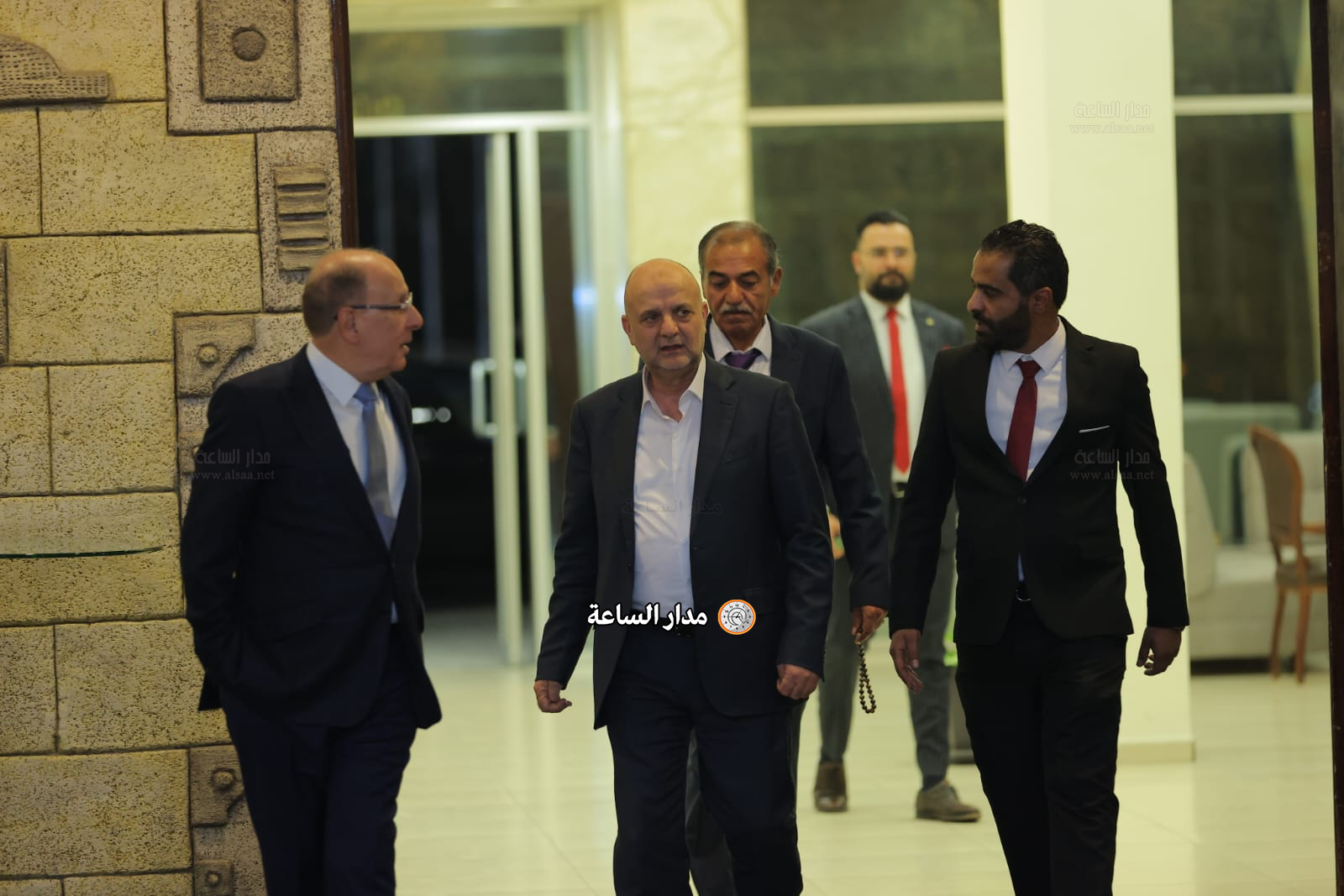 Madar Al-Saa Images 0.8604479132265381