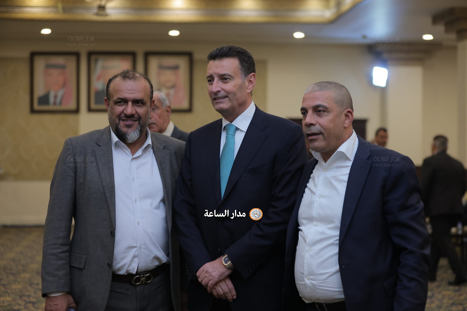 Madar Al-Saa Images 0.3151519527091189