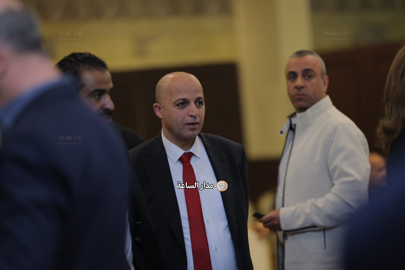 Madar Al-Saa Images 0.22090606140958857