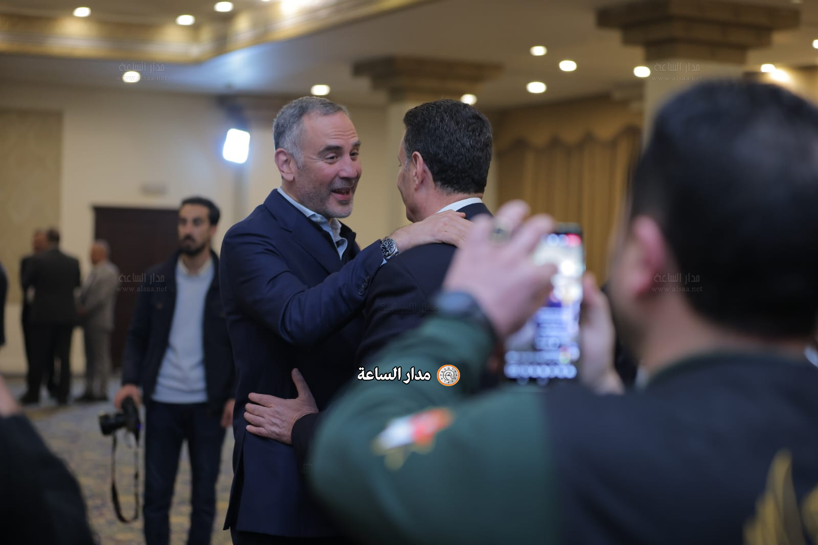 Madar Al-Saa Images 0.7669591043213024