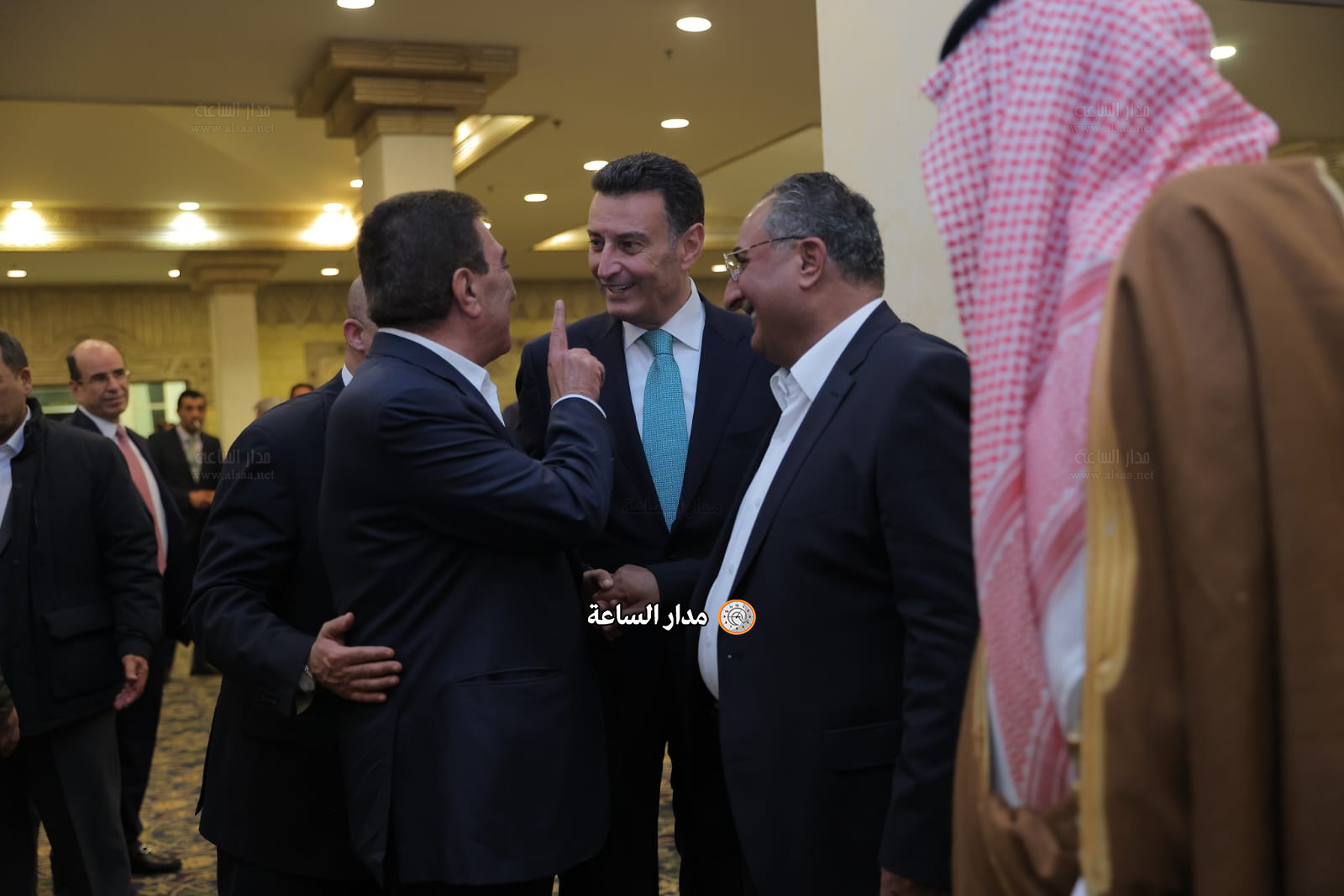 Madar Al-Saa Images 0.18372464656273846