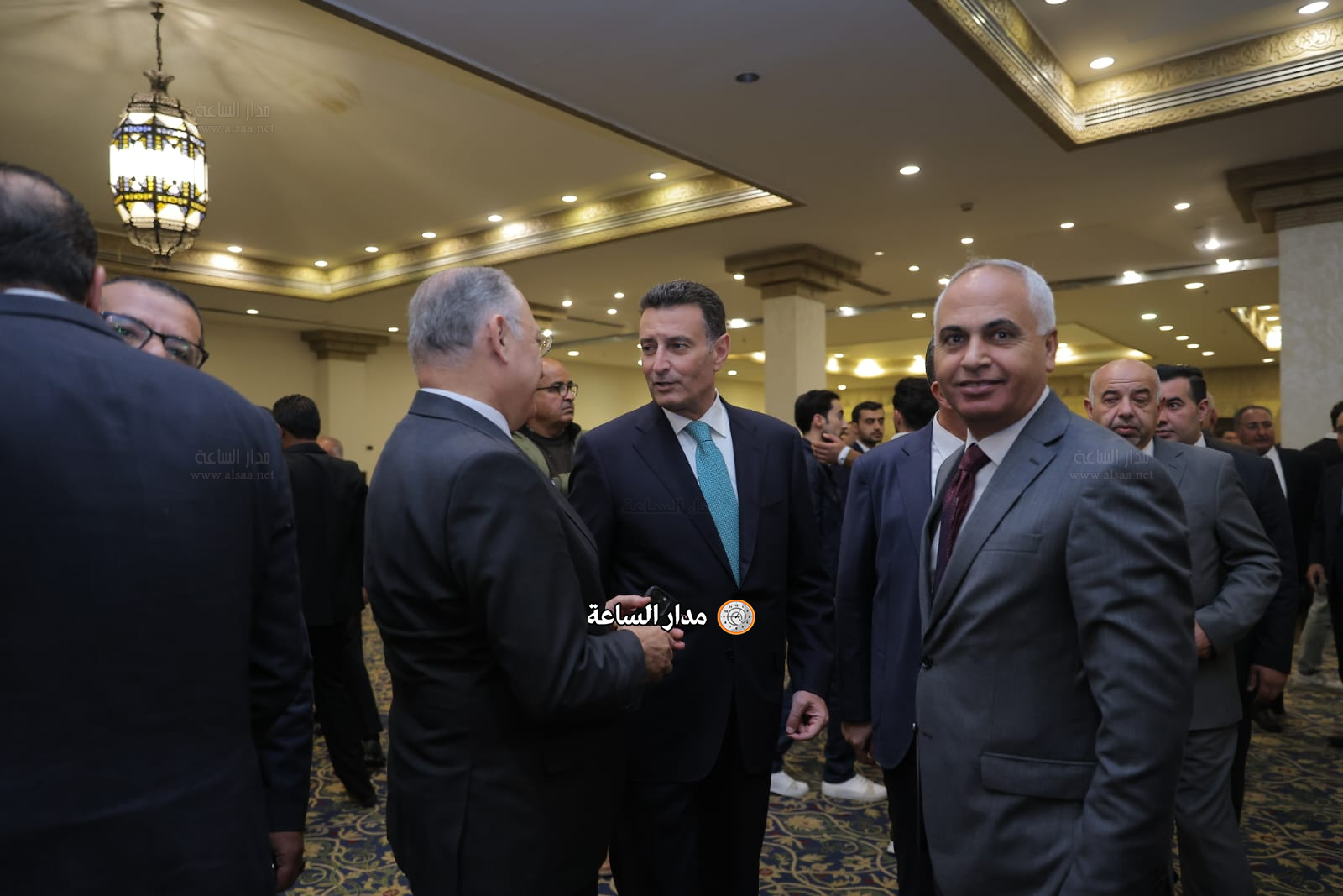 Madar Al-Saa Images 0.4474617545067616