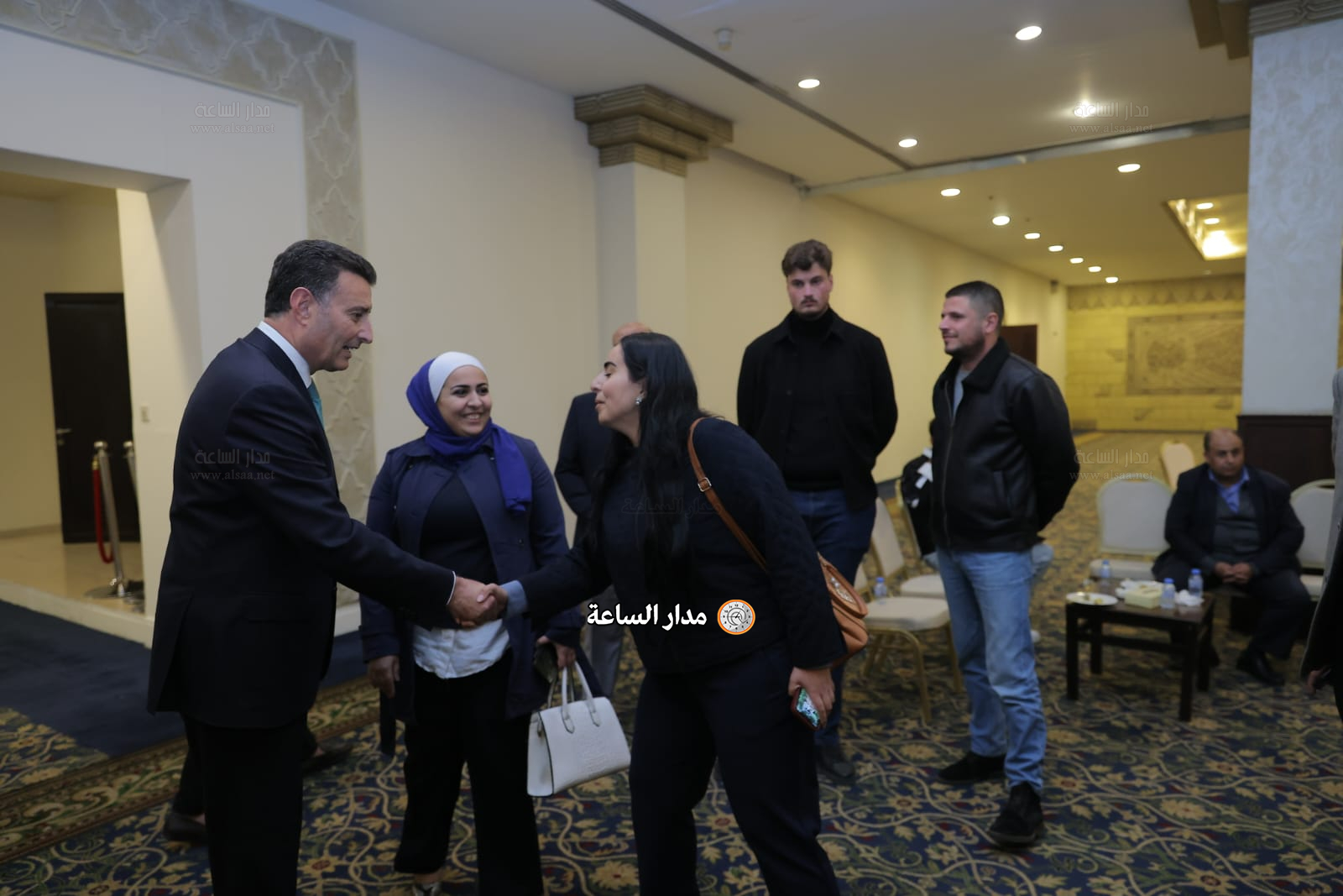 Madar Al-Saa Images 0.8055919217020198