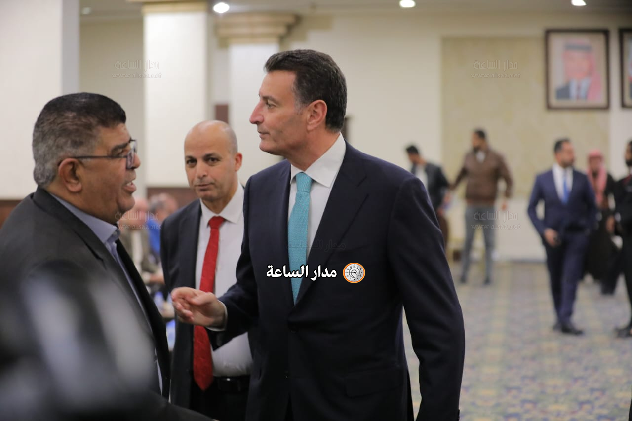 Madar Al-Saa Images 0.8820137052902841