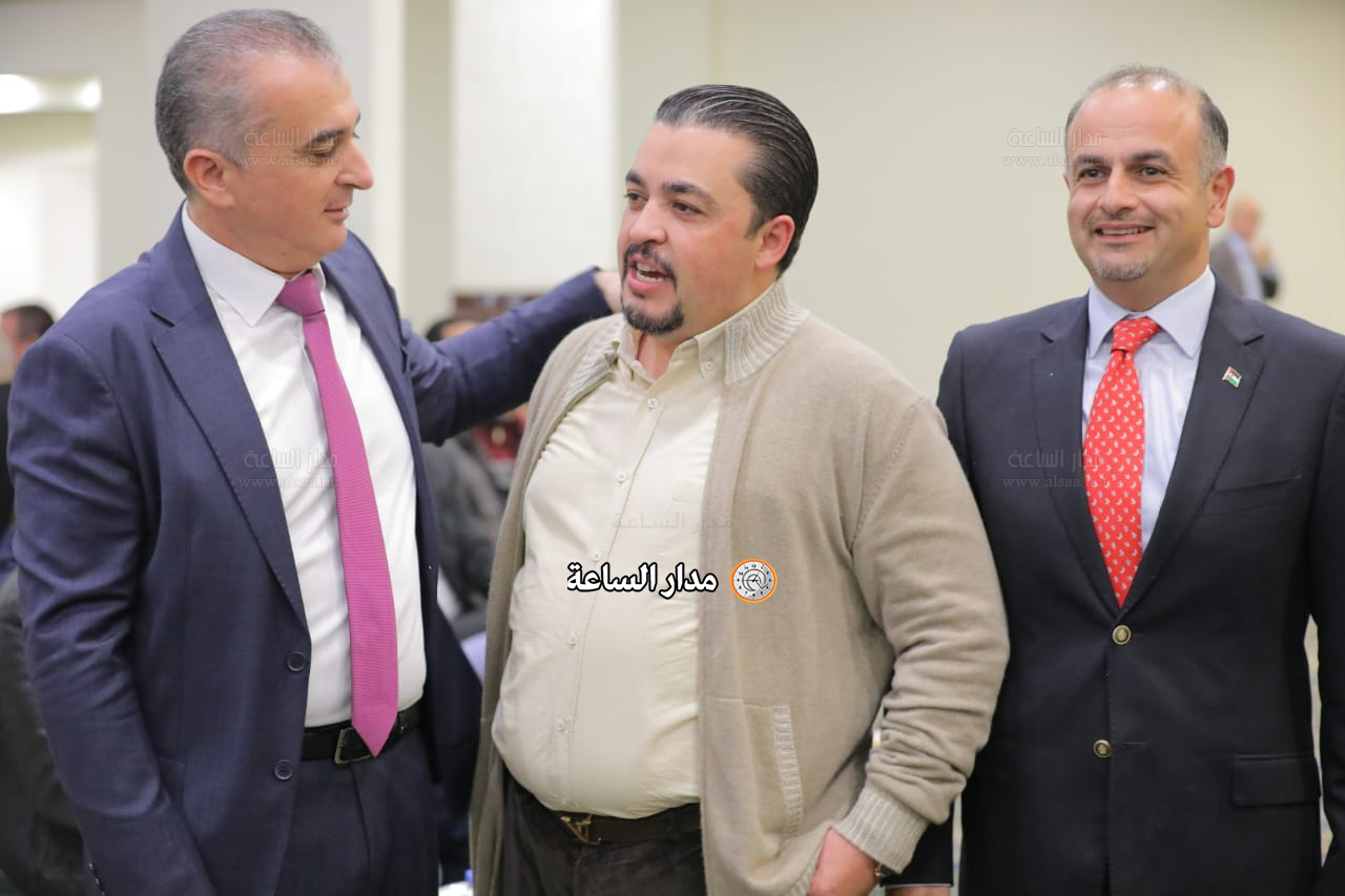 Madar Al-Saa Images 0.243698464498737