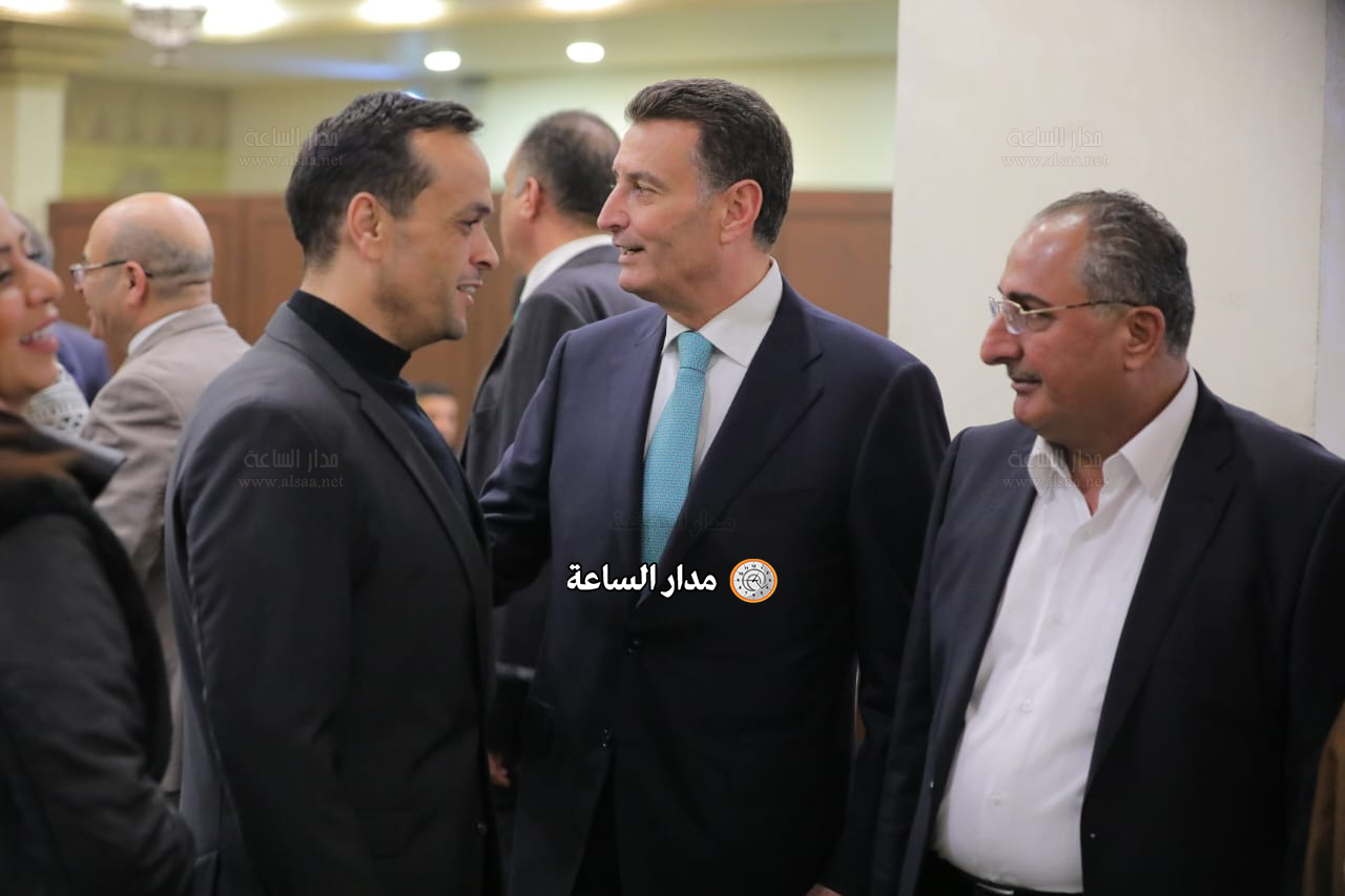 Madar Al-Saa Images 0.1608784398519223