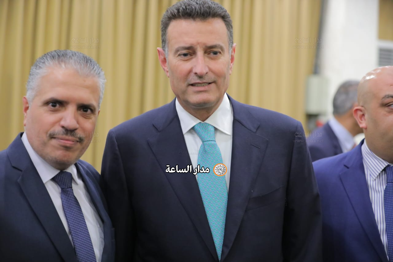 Madar Al-Saa Images 0.6767486089375225