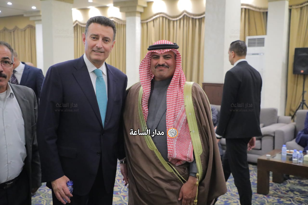 Madar Al-Saa Images 0.7275707209434212