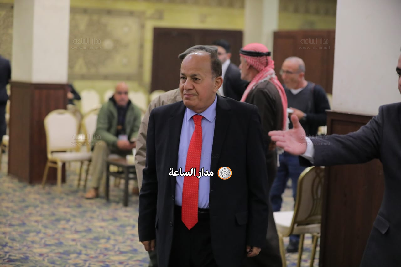 Madar Al-Saa Images 0.511908504070377